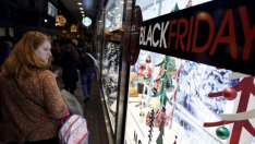 Графика на деня: Електронната търговия в САЩ около Деня на благодарността