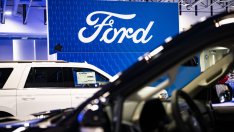 Акциите на Ford записаха най-големия си спад от февруари след предупреждение на концерна