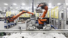 Учени предлагат нова технология за електромобилни батерии за увеличаване на пробега