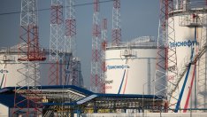 Индийското правителство иска седмични отчети от рафинериите за покупки на руски петрол