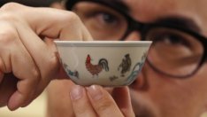 Китайски колекционер залага на бума на брокерските компании