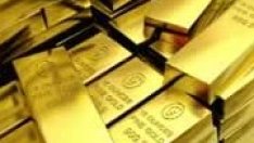 Слабият долар и страхът донесоха на златото нов ценови рекорд