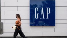 Gap сви годишната си прогноза заради проблемите с доставките