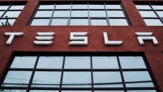 Съдебни дела могат да забавят сливането на Tesla и SolarCity