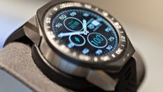 Facebook работи над собствен смарт часовник?