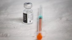 Великобритания премина границата от 15 млн. ваксинирани срещу коронавируса