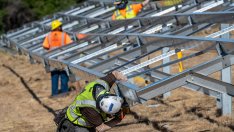 Производителността в САЩ се повишава, а ръстът на разходите за труд е умерен