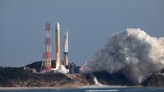 SpaceX започва да предлага и космически разходки