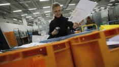 Българската икономика расте малко по-силно през второто тримесечие