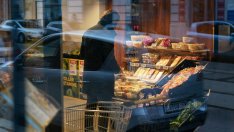 Месечната издръжка на тричленно семейство вече е 2432 лв.