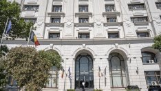 Румънското правителство се разпадна след вот на недоверие в парламента