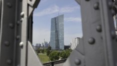 Казакс: ЕЦБ трябва да продължи с покачването на лихвите и през 2023 г.