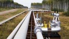 Москва: Транзитът на газ през Украйна няма да бъде продължен при наличие на правни искове