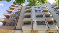 Дончев: България разполага с 4,8 млрд. лв. за енергийно обновяване на жилищни сгради