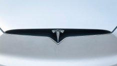 Tesla сви цената на своя Model Y с 3 хил. долара