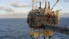 Генералният секретар на ОПЕК обсъжда в Кувейт контрола на добива