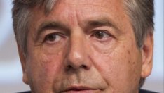 Йозеф Акерман: Кризата може да погуби слабите банки