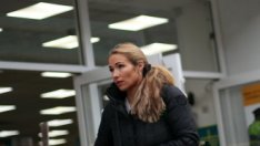 Търговският дефицит на САЩ се сви повече от очакваното