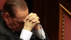 Берлускони още не бил решил дали да подкрепи италианското правителство