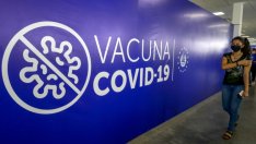 Moderna: Сегашните ваксини са може би по-малко ефективни срещу омикрон