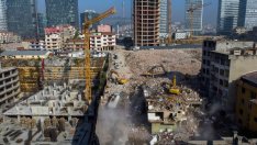 Книжата на турските строителни компании и лирата поевтиняват след победата на опозицията