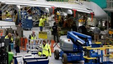 ADP: Частният сектор в САЩ прибавя 275 хил. работни места през април