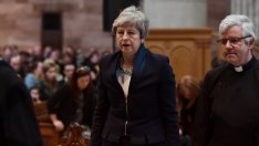 Лейбъристите: Сделката на Мей ще бъде одобрена само ако има митнически съюз с ЕС