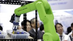 Западна Европа е световен лидер при използването на индустриални роботи