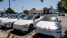 Калифорния съди администрацията на Тръмп заради отменено финансиране за зарядни станции