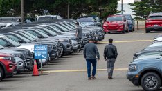 Цената на електромобилите пада, но дали това ще привлече купувачите?