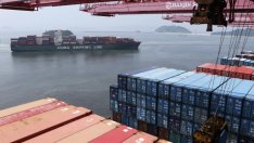 Износът на Южна Корея се свива с 5,2%