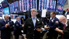 Wall Street започва сесията вяло в очакване на новини от търговския фронт*