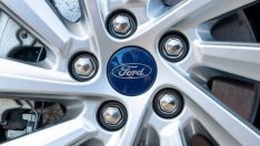 Ford залага на твърдотелните батерии