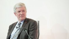 Генералният директор на BBC се оттегля през лятото