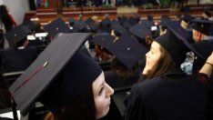 Държавната гаранция за студентското кредитиране се увеличава на 50 млн. лв. 