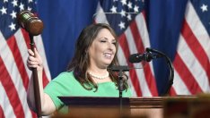 Председателят на Републиканската партия в САЩ се оттегля