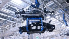 Mercedes сигнализира, че е отворен към военния сектор
