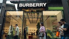 Твърдения за придобиване от Moncler дават тласък на акциите на Burberry