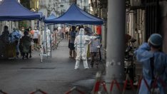 Китай влива още милиарди в собствената си икономика