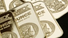 Поевтиняването на златото изнервя пристрастените към благородния метал