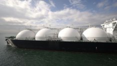 Втечненият газ отново се насочва към Азия след успокояване на пазарите в Европа