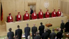 Съдът в Карлсруе потвърди законността на Европейския стабилизационен механизъм