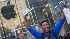 Продажбите на новите iPhone изненадаха дори и Apple