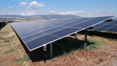 Соларните панели стават все по-евтини, бързи за изграждане и социално приемливи