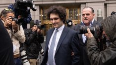 Нови обвинения в банкова измама са повдигнати срещу Банкман-Фрийд