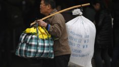 Китайските интернет гиганти започват битка за по-бедните потребители