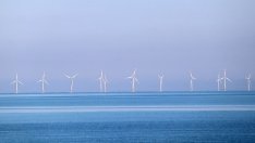 Siemens съчетава офшорни вятърни турбини с електролизатори за генериране на водород