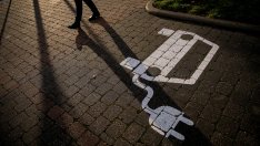 България и още пет страни от ЕС не предлагат данъчен стимул при покупка на електромобил