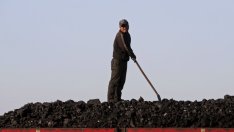 Китай съкращава 1,8 млн. миньори