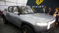 Tesla обвинява щатски конкурент в кражба на тайни 